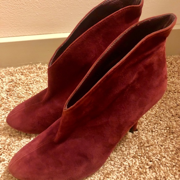 Vince Camuto plum booties 💜👠👑 - Picture 4 of 6